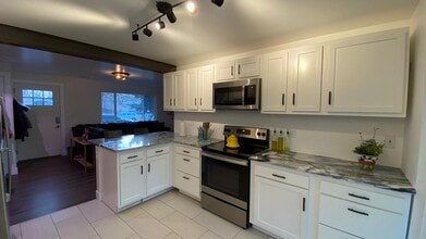 12863 E Park Ln Dr in Aurora, CO - Building Photo - Building Photo