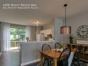 4908 Wyatt Brook Way in Raleigh, NC - Building Photo - Building Photo