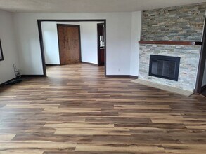 2146-2148 Monroe Ave in North Bend, OR - Building Photo - Building Photo