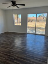 20800 Sholic Rd in Apple Valley, CA - Building Photo - Building Photo