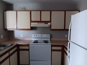 466 Cedarview Ct in Hillsboro, MO - Foto de edificio - Building Photo