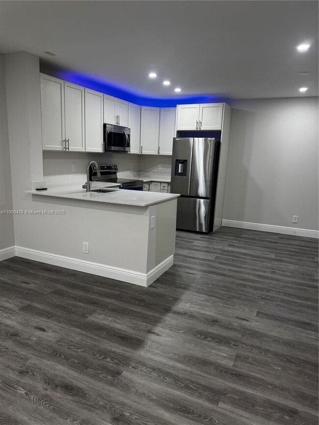 3292 NW 104th Ave in Coral Springs, FL - Building Photo - Building Photo