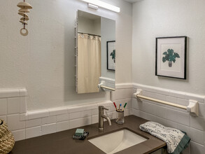 Tara Apartments in San Antonio, TX - Building Photo - Interior Photo