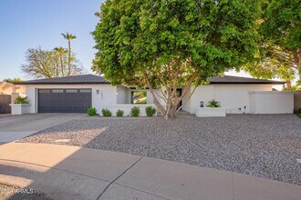 15832 N 62nd Pl in Scottsdale, AZ - Building Photo - Building Photo