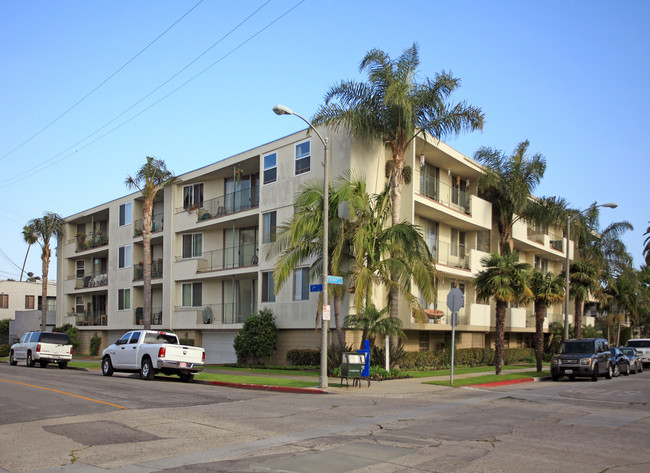 120 Grand Ave in Long Beach, CA - Building Photo - Building Photo