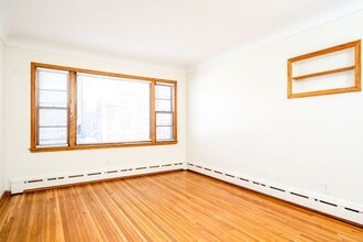 3523 Grand Ave S in Minneapolis, MN - Building Photo - Interior Photo