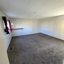 1105 E 1st Ave in Brackenridge, PA - Building Photo - Building Photo
