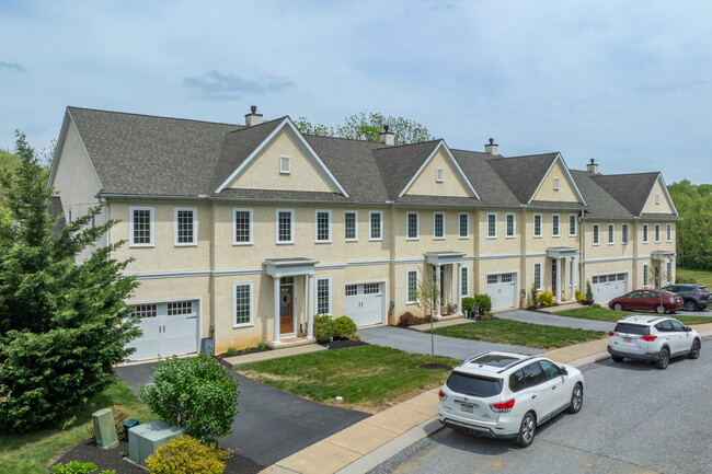 102 Landon Way in Lancaster, PA - Foto de edificio - Building Photo