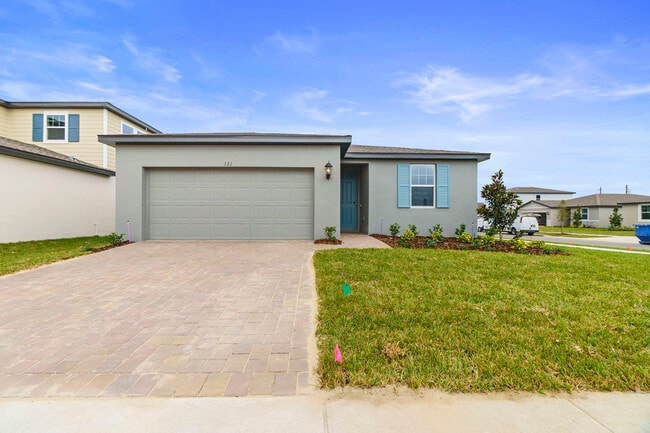 121 Towns Cir in Haines City, FL - Building Photo - Building Photo