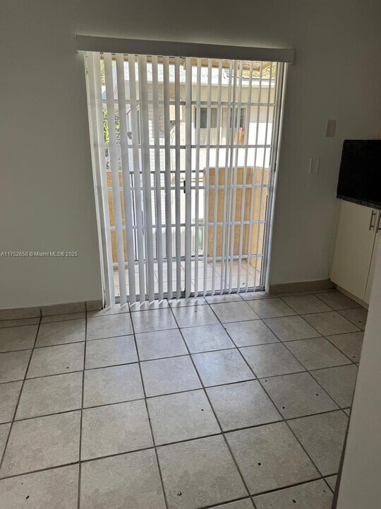 1244 SW 5th St in Miami, FL - Building Photo