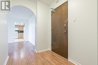 1900-1900 Sheppard Ave E in Toronto, ON - Building Photo - Building Photo