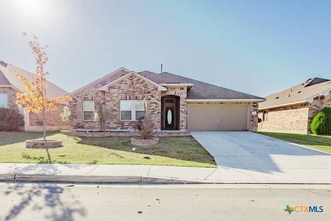632 Ridge Meadow Dr in New Braunfels, TX - Foto de edificio - Building Photo