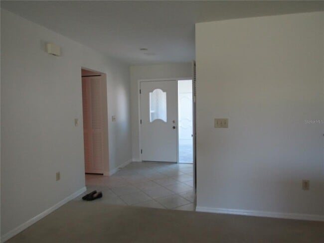 3010 Ringwood Meadow in Sarasota, FL - Building Photo - Building Photo