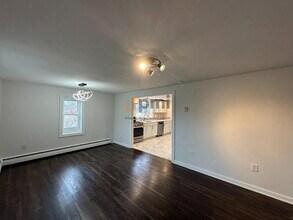 7457 Clay St in Merrillville, IN - Building Photo - Building Photo