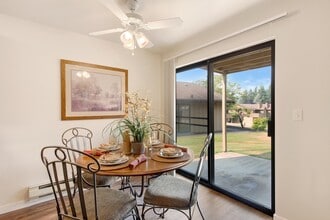 Mariners Glen Apartment Homes in Port Orchard, WA - Building Photo - Building Photo
