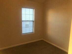 2536 Lancewood Ln in Lithonia, GA - Building Photo - Building Photo