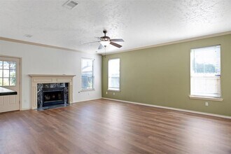 4110 Bluewater Dr in Missouri City, TX - Building Photo - Building Photo