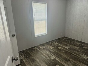 4810 Valda Ln in Tampa, FL - Building Photo - Building Photo