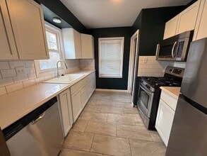 234 E Cherry Ridge Rd in Peoria, IL - Building Photo - Building Photo