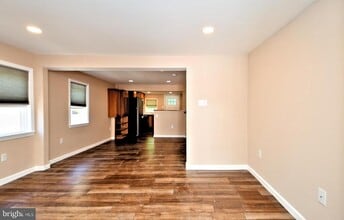 23 Walnut St in Phoenixville, PA - Building Photo - Building Photo