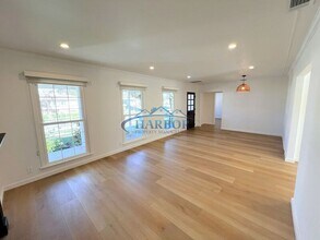 6838 E Monlaco Rd in Long Beach, CA - Building Photo - Building Photo