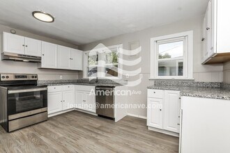 609 W 33rd St in Anderson, IN - Foto de edificio - Building Photo