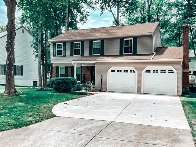property at 15202 Holleyside Dr