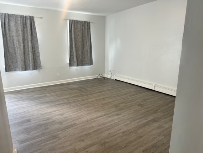 168 Warren Ct in Lowell, MA - Building Photo - Building Photo