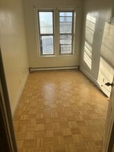 201 E 51st St, Unit Apt 2 in Brooklyn, NY - Foto de edificio - Building Photo