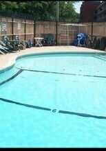 1415 Commonwealth Ave, Unit 502 in Boston, MA - Foto de edificio - Building Photo