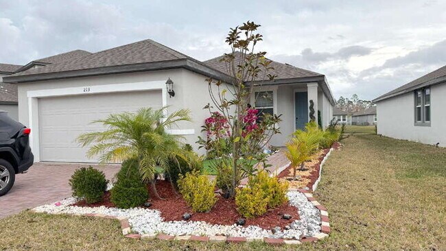 213 Links Ter Blvd in Daytona Beach, FL - Building Photo - Building Photo