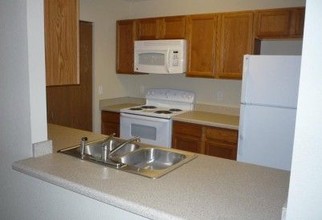 Nokota Ridge Apartments in Williston, ND - Building Photo - Interior Photo