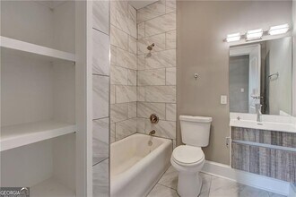 722 Ponce De Leon Ct NE in Atlanta, GA - Building Photo - Building Photo