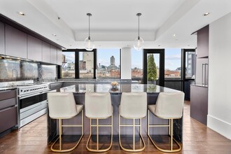 429 Kent Ave in Brooklyn, NY - Building Photo - Building Photo