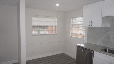 5401 Russell Ave in Clearwater, FL - Building Photo - Building Photo