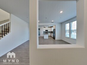 1680 Matmor Rd in Woodland, CA - Building Photo - Building Photo