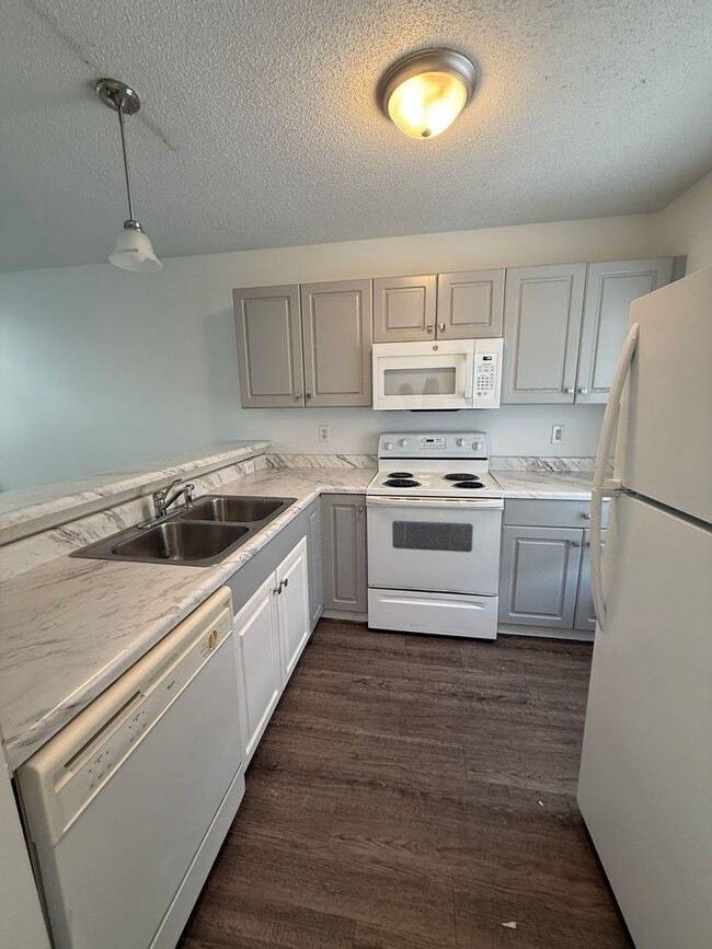 4623 McClelland Dr in Wilmington, NC - Building Photo - Building Photo