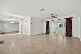 5340-5342 NE 17th Terrace in Fort Lauderdale, FL - Building Photo - Building Photo