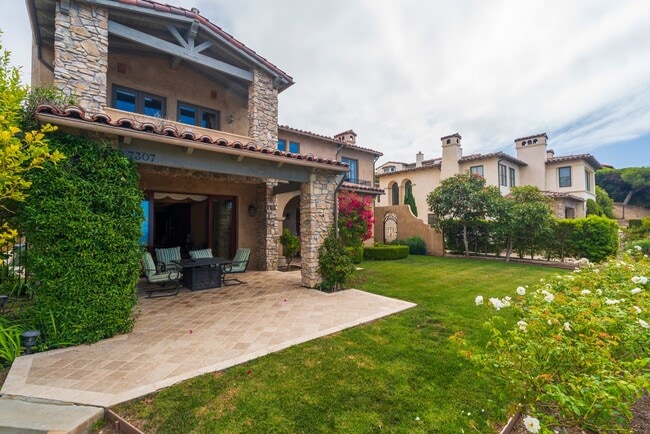 7307 Lunada Vista in Rancho Palos Verdes, CA - Building Photo - Building Photo
