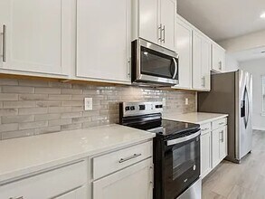 4232 Skyridge Dr in Nashville, TN - Building Photo - Building Photo