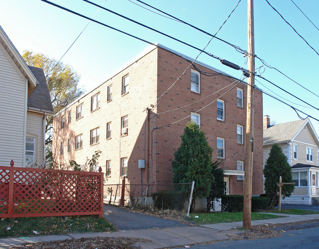 41 Ward Pl in Hartford, CT - Foto de edificio - Building Photo