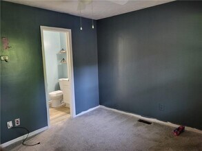 6685 Hearth Ct in Rex, GA - Foto de edificio - Building Photo