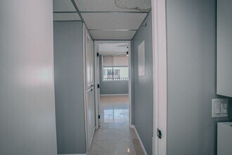 1140 E Ocean, 325 in Long Beach, CA - Building Photo - Building Photo