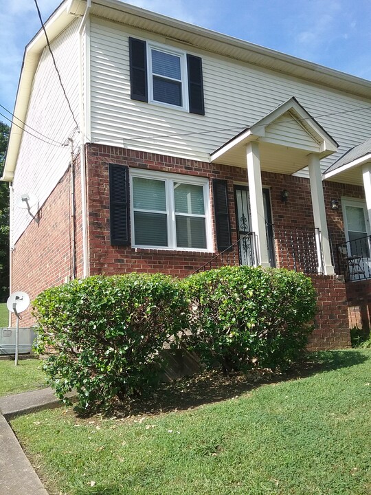 3018 Conviser Dr in Nashville, TN - Building Photo