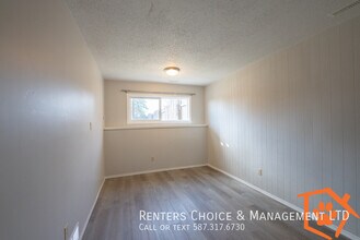 Pet Friendly Basement Suite With Yard and in Lethbridge, AB - Building Photo - Building Photo