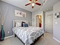 390 17th St NW, Unit 3009