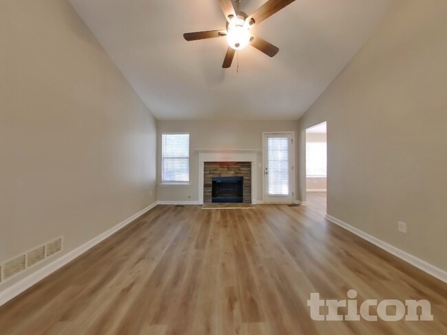 64 Cedars Glen Cir in Villa Rica, GA - Foto de edificio - Building Photo