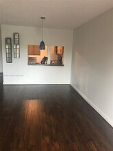 7850 Camino Real in Miami, FL - Building Photo - Building Photo