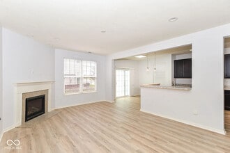 9651 Calamus Dr in Noblesville, IN - Building Photo - Building Photo