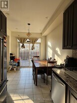 18 Eastlake Rd in Brampton, ON - Building Photo